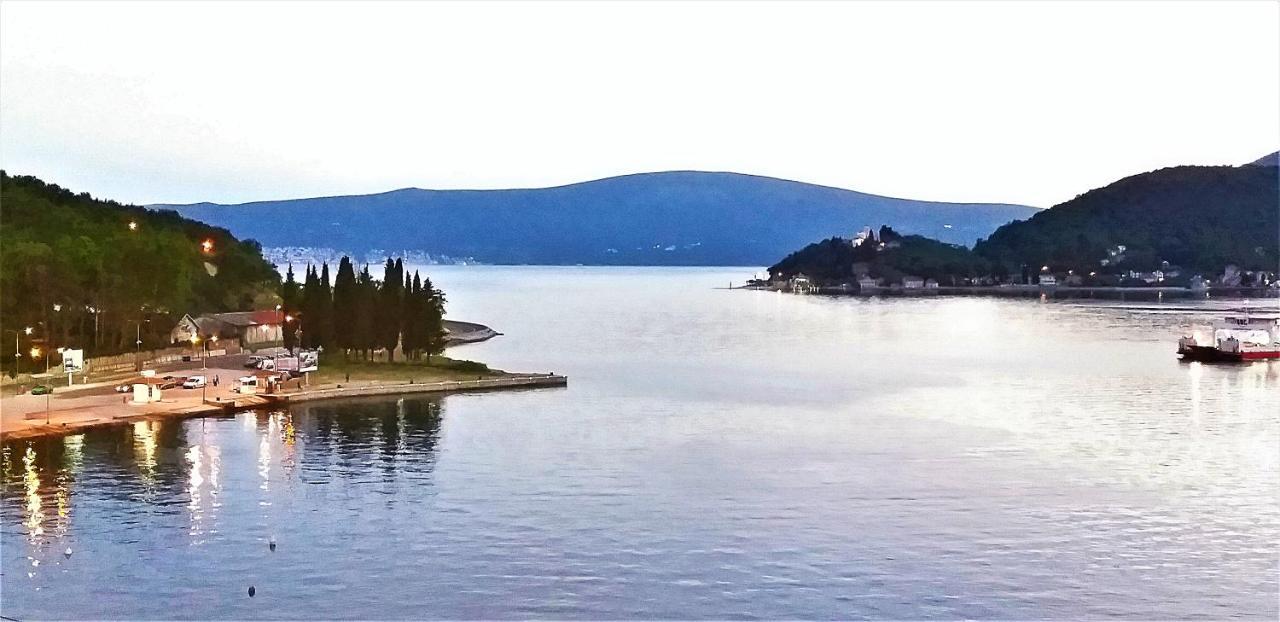 Apartments Okuka Τίβατ Εξωτερικό φωτογραφία