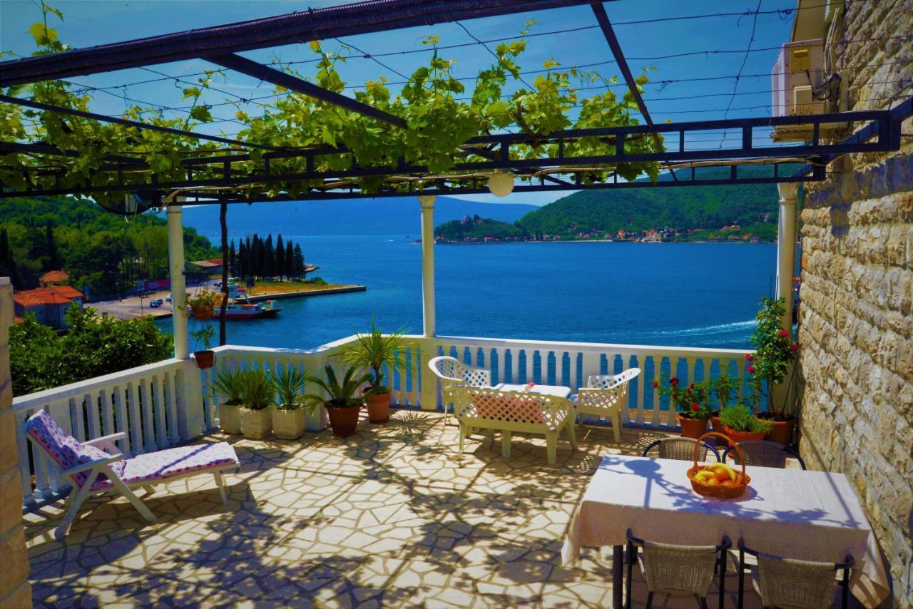Apartments Okuka Τίβατ Εξωτερικό φωτογραφία