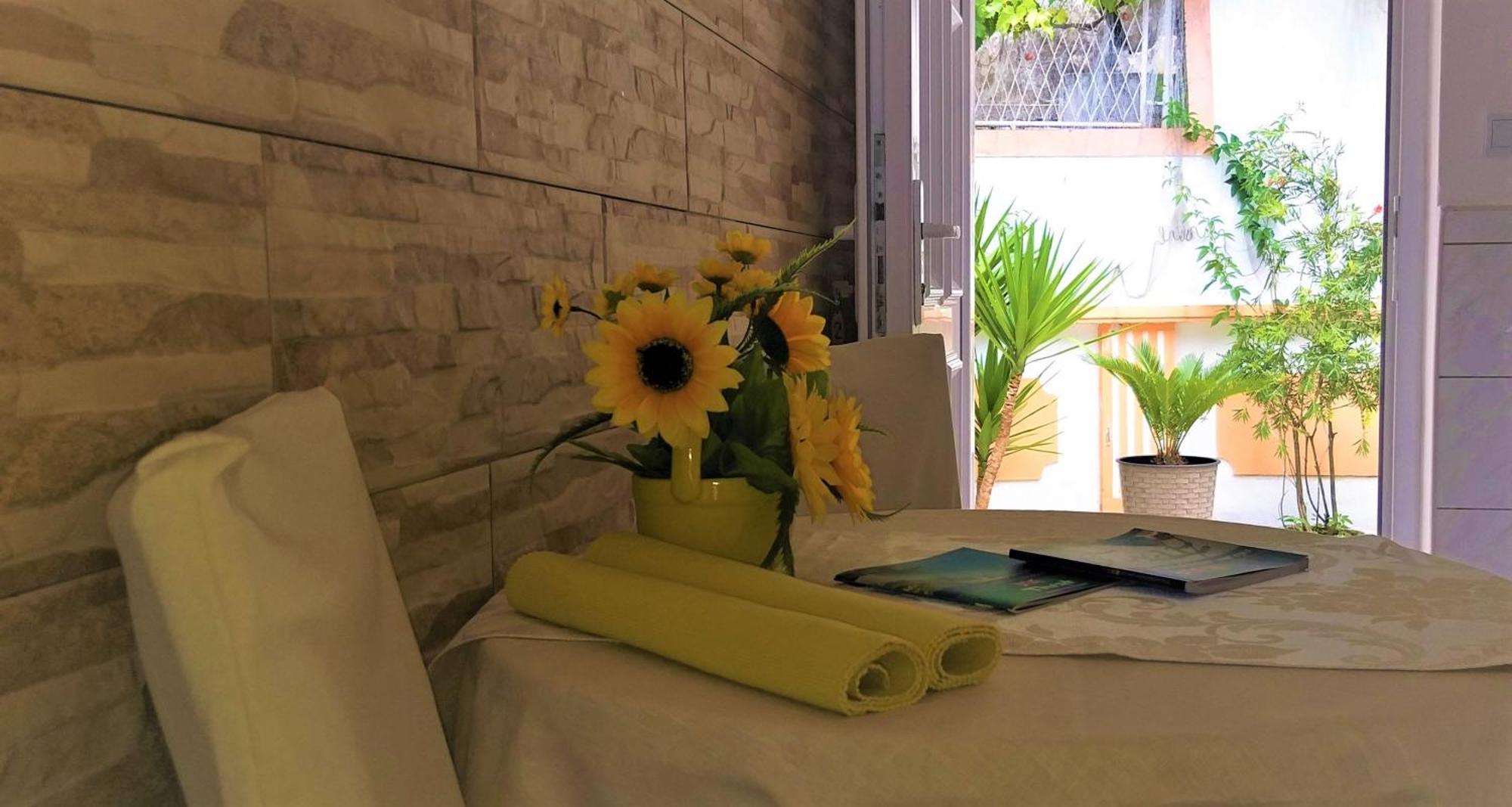 Apartments Okuka Τίβατ Δωμάτιο φωτογραφία