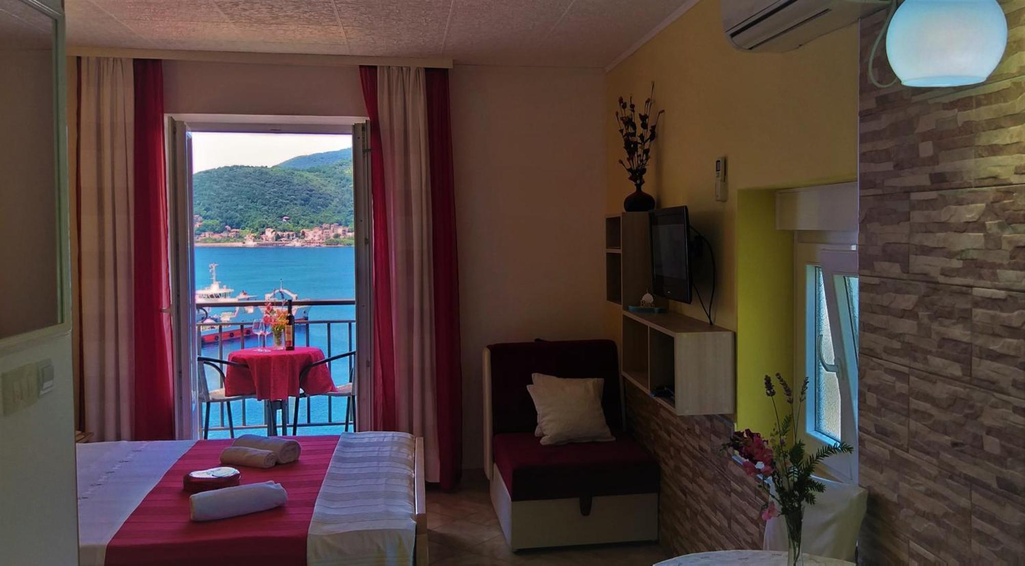 Apartments Okuka Τίβατ Δωμάτιο φωτογραφία