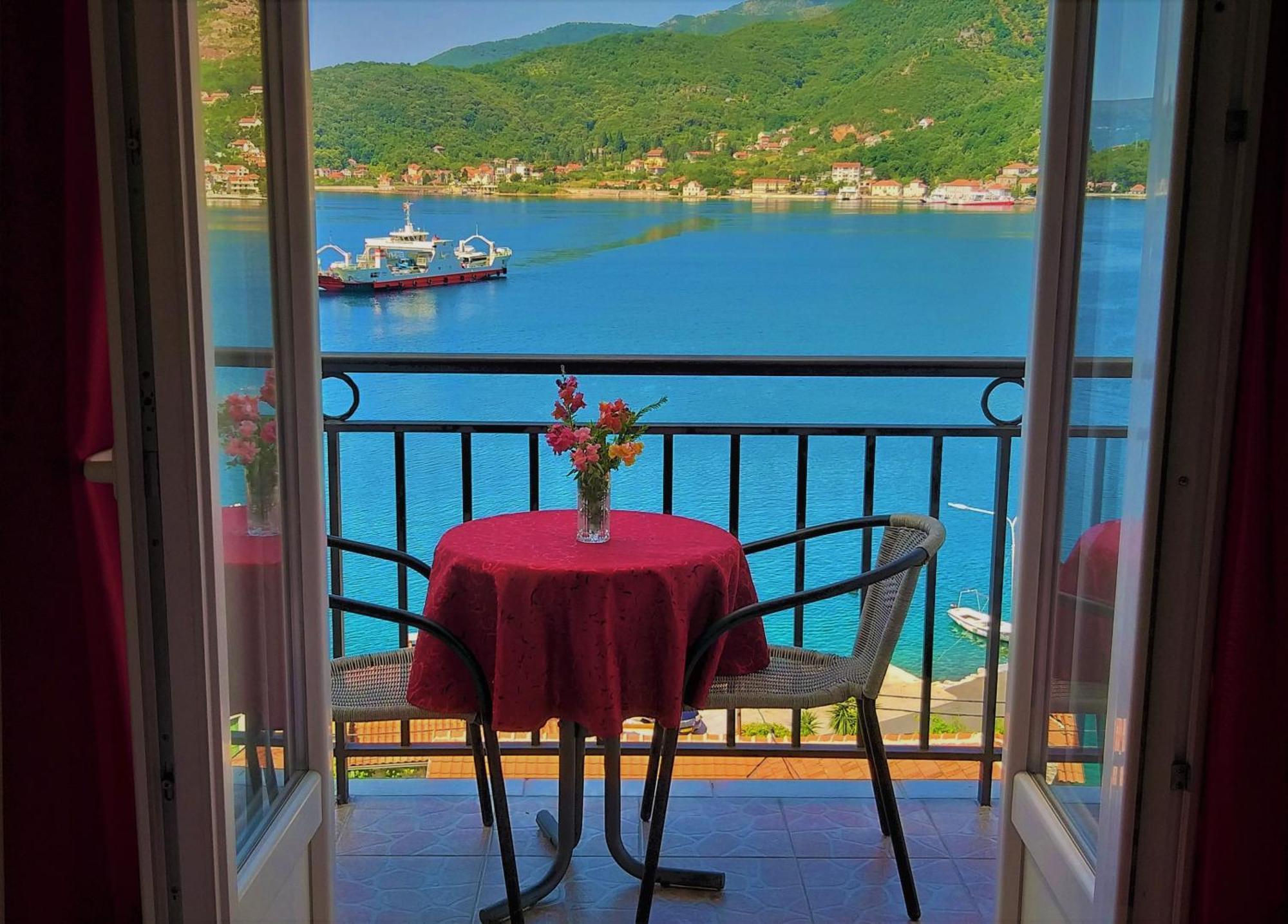 Apartments Okuka Τίβατ Δωμάτιο φωτογραφία