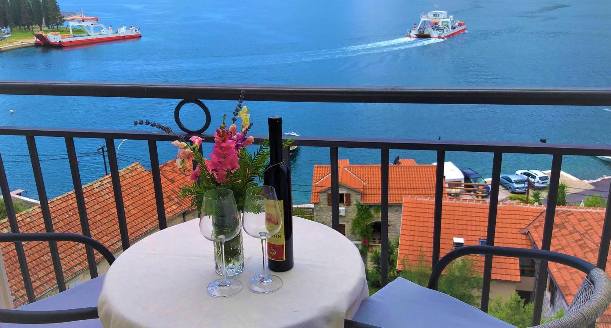 Apartments Okuka Τίβατ Δωμάτιο φωτογραφία