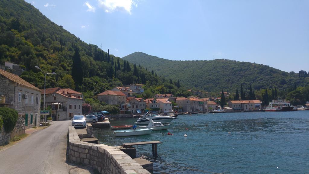 Apartments Okuka Τίβατ Εξωτερικό φωτογραφία